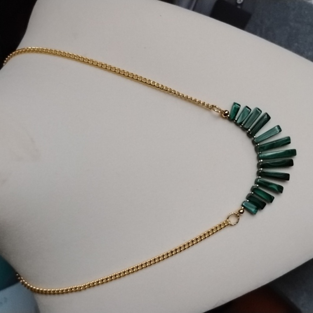Hand Crafted Genuine A Grade Graduated Malachite Focal With 18kt Gold - Picture 2 of 9